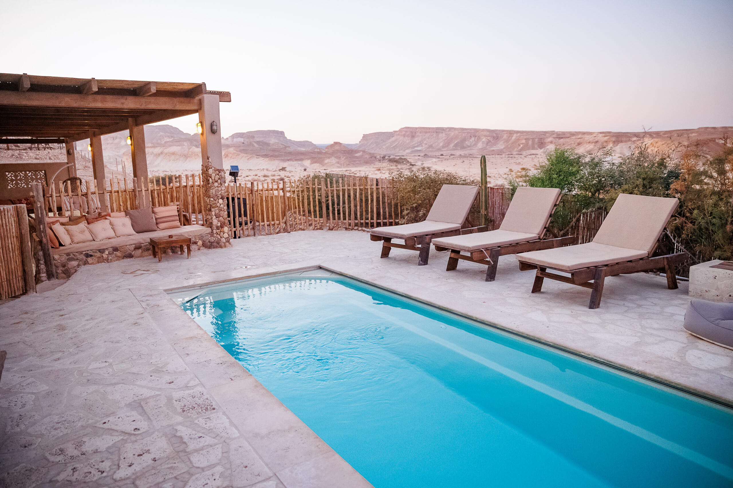 חמוטל ב 0545640752-222